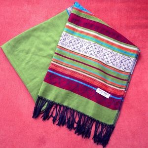 Pashmina beautiful green and patterned scarf